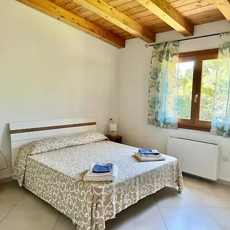 Indipendente, 빌라